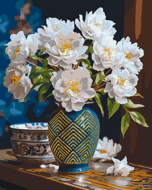 Számfestés kereten 40×50 cm Fehér virágok vázában, arany fémes színekkel LW 31350